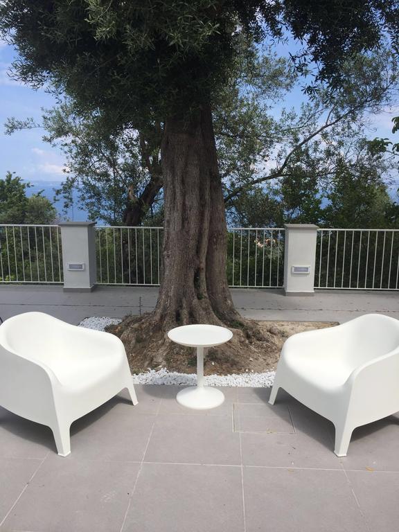 דירות La Torre Relais סורנטו מראה חיצוני תמונה